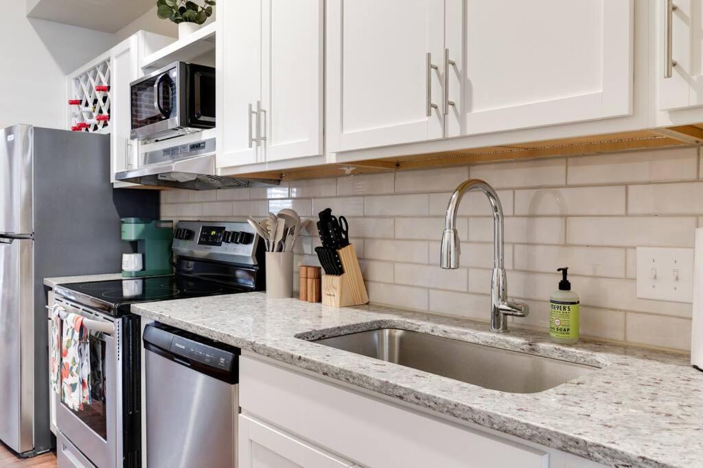 Appartement Cozy Chic Retreat In The Heart Of Rva à Richmond Extérieur photo